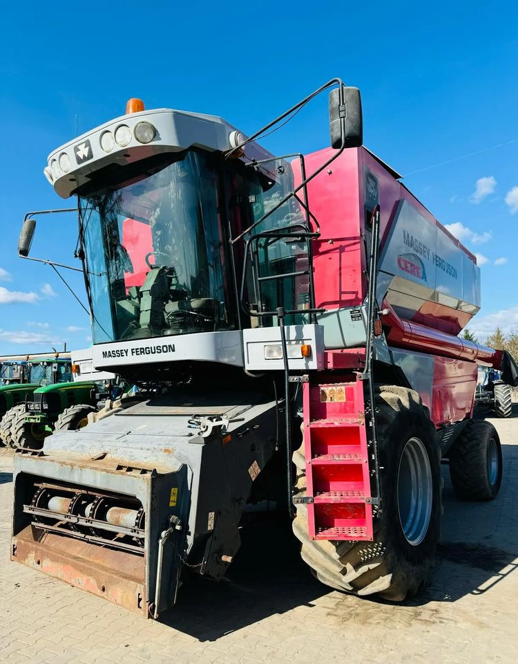 Massey Ferguson 7274 - Зерноуборочный комбайн: фото 5 Massey Ferguson 7274 - Зерноуборочный комбайн: фото 5