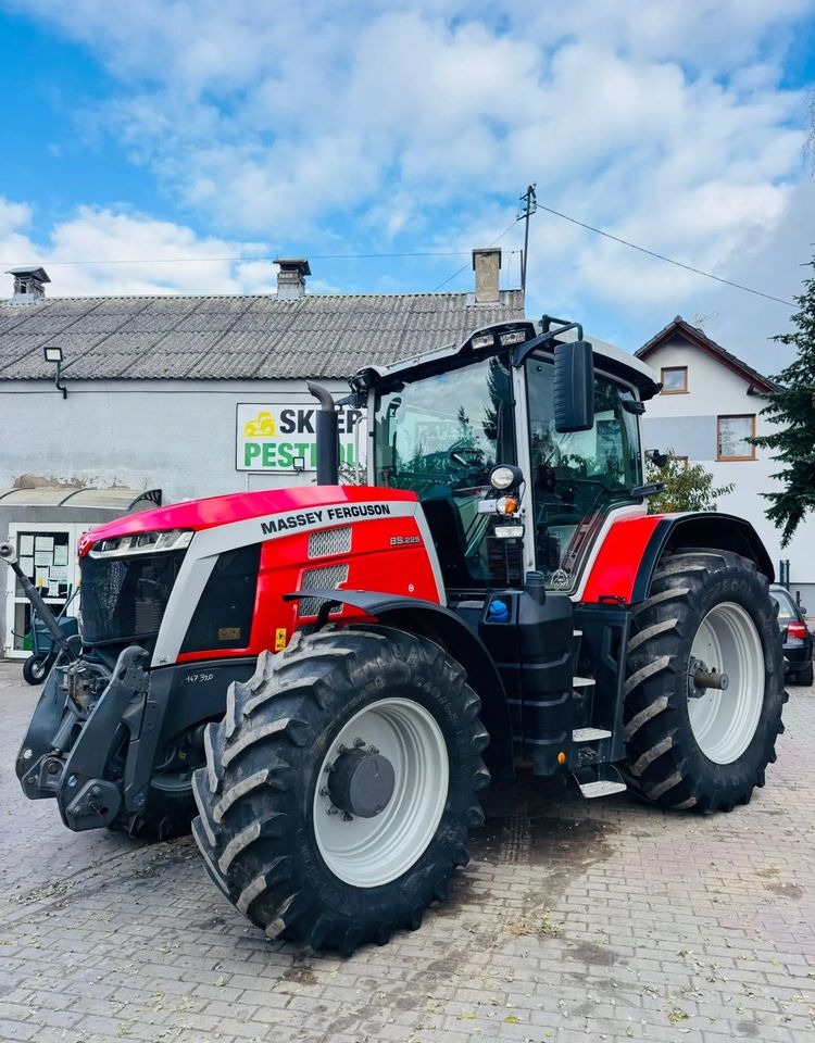 Massey Ferguson 8S.225 - Трактор: фото 1 Massey Ferguson 8S.225 - Трактор: фото 1