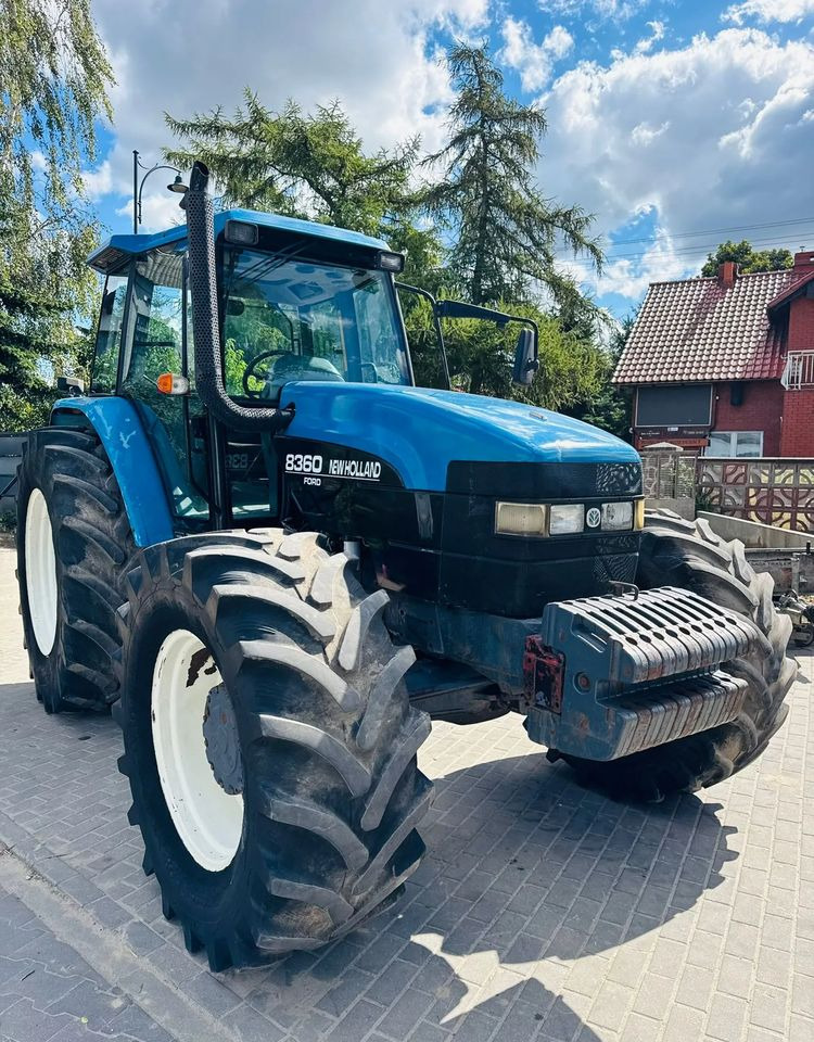 New Holland 8360 - Трактор: фото 3 New Holland 8360 - Трактор: фото 3