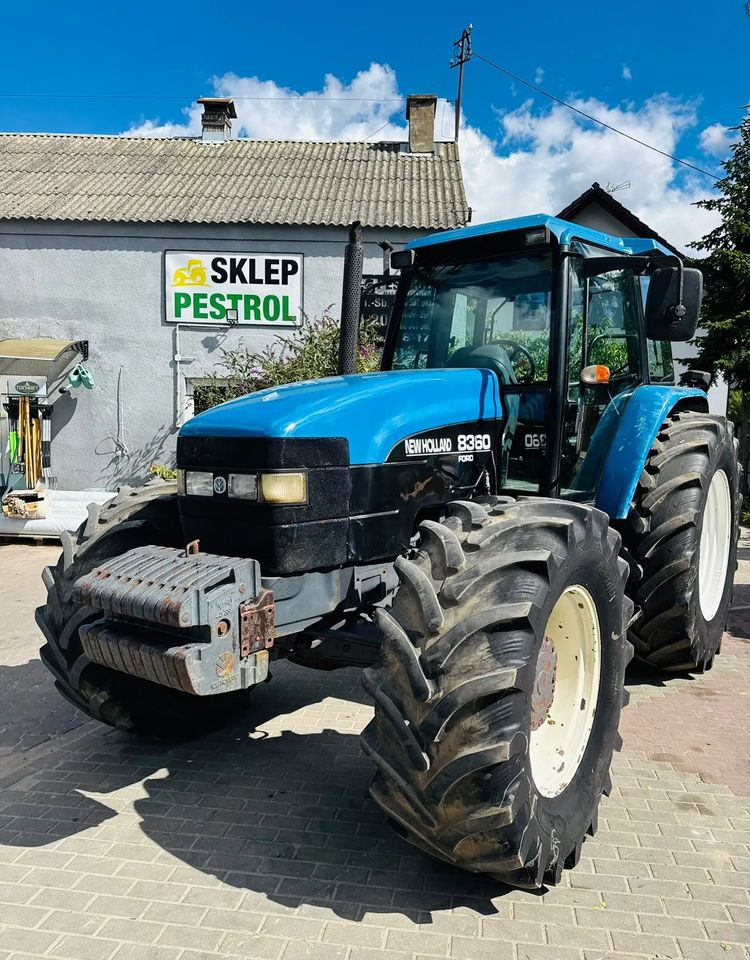 New Holland 8360 - Трактор: фото 4 New Holland 8360 - Трактор: фото 4