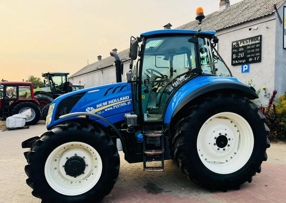 New Holland T5.110 - Трактор: фото 3 New Holland T5.110 - Трактор: фото 3