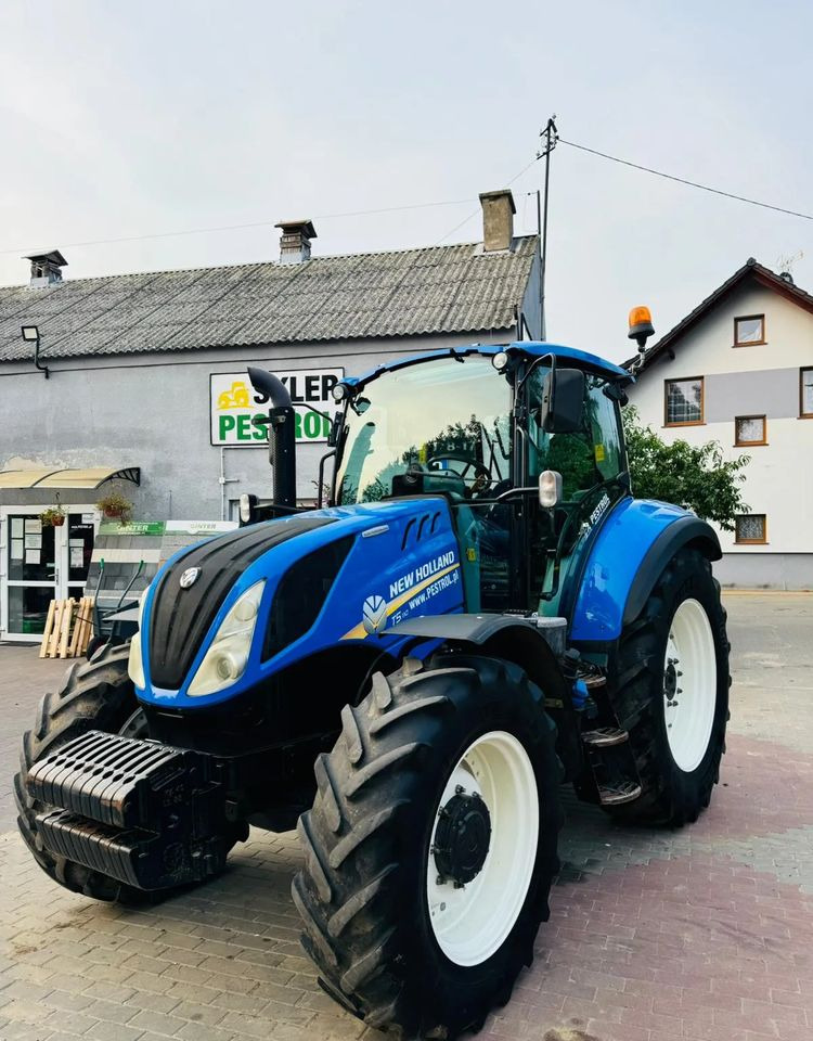 New Holland T5.110 - Трактор: фото 1 New Holland T5.110 - Трактор: фото 1
