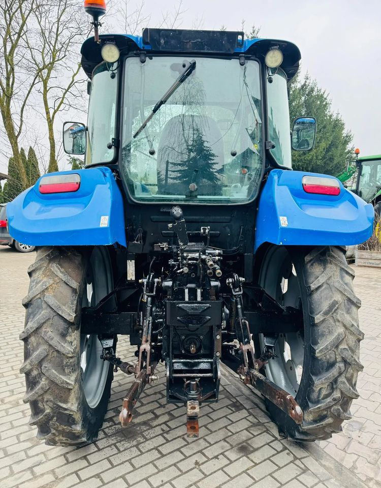 New Holland T5.115 - Трактор: фото 4 New Holland T5.115 - Трактор: фото 4