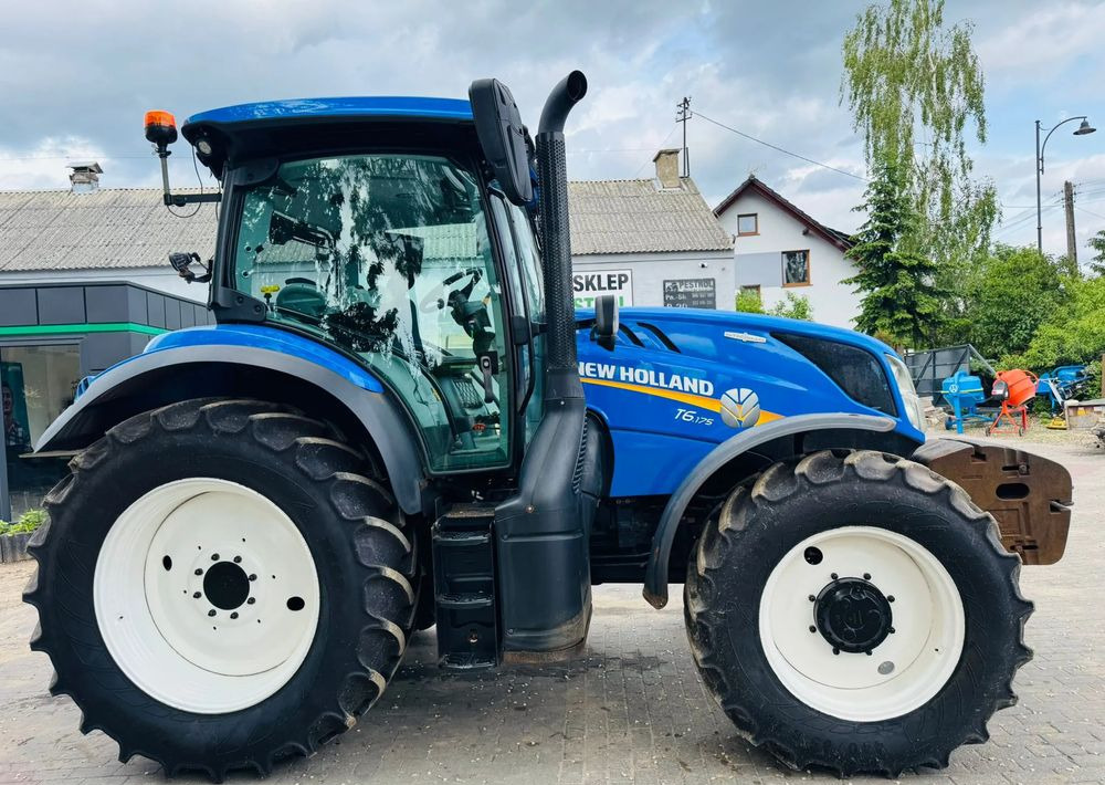New Holland T6.175 AUTOCOMMAND - Трактор: фото 1 New Holland T6.175 AUTOCOMMAND - Трактор: фото 1