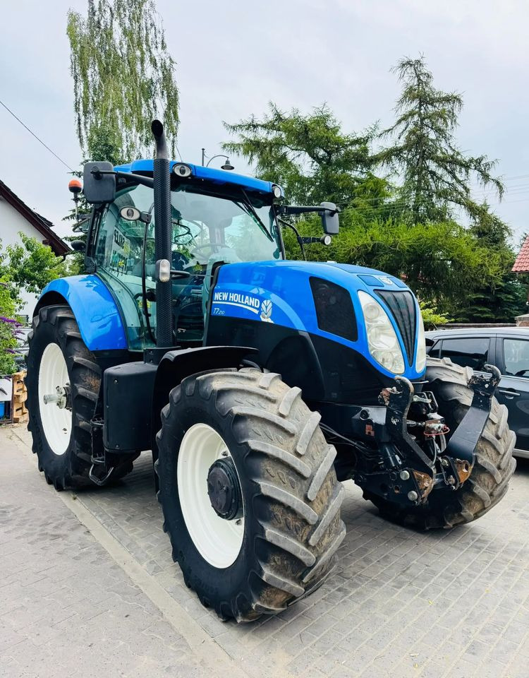 New Holland T7.210 - Трактор: фото 5 New Holland T7.210 - Трактор: фото 5
