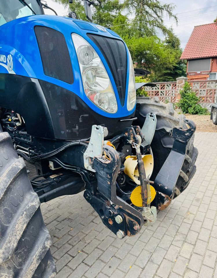 New Holland T7.210 - Трактор: фото 4 New Holland T7.210 - Трактор: фото 4
