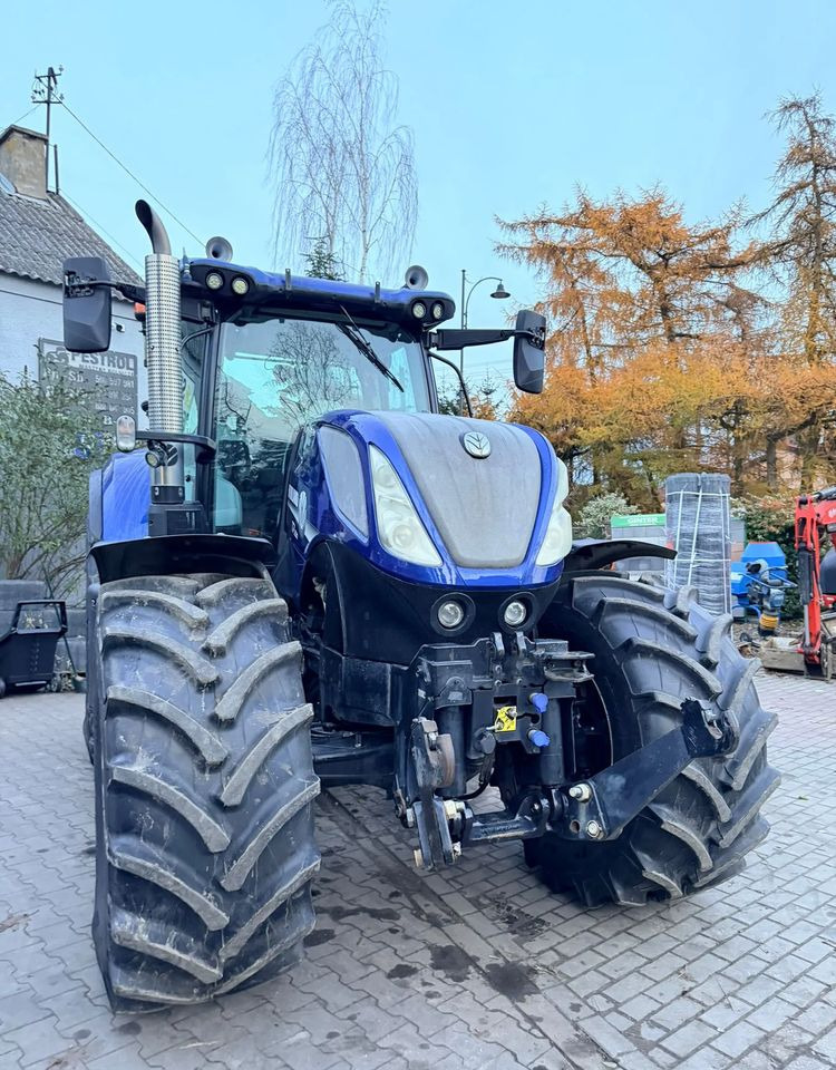 New Holland T7.230 Blue Power Autocommand - Трактор: фото 4 New Holland T7.230 Blue Power Autocommand - Трактор: фото 4