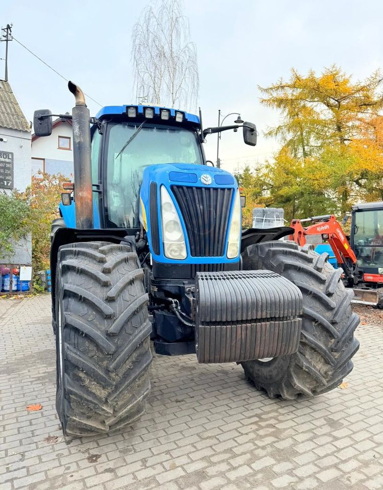 New Holland T8030 - Трактор: фото 3 New Holland T8030 - Трактор: фото 3