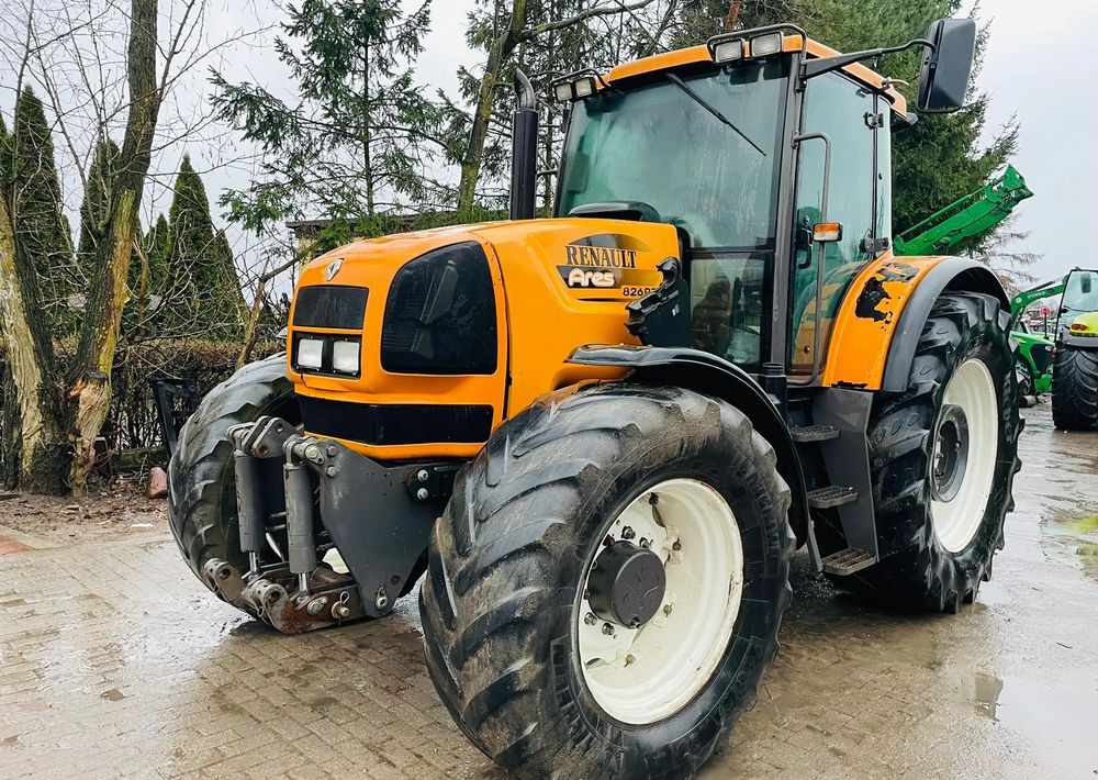 Renault Ares 826 RZ - Трактор: фото 2 Renault Ares 826 RZ - Трактор: фото 2