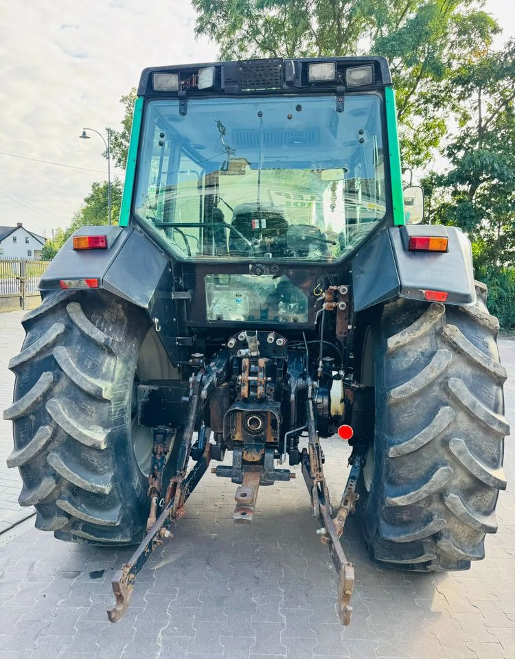 Valtra 8150 - Трактор: фото 3 Valtra 8150 - Трактор: фото 3