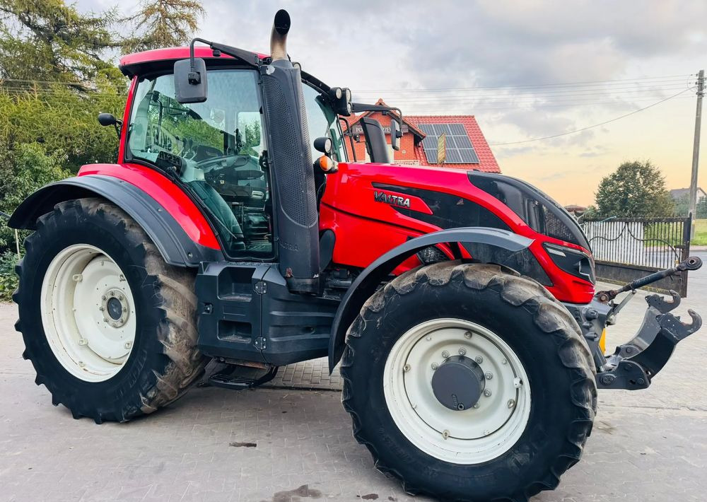 Valtra T214 ACTIVE - Трактор: фото 4 Valtra T214 ACTIVE - Трактор: фото 4