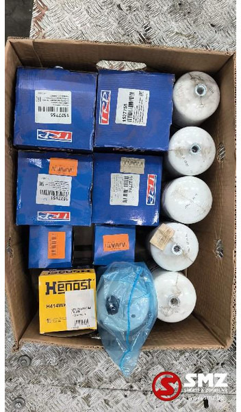 DAF Lot onderdelen DAF - Топливный фильтр для Грузовиков: фото 1 DAF Lot onderdelen DAF - Топливный фильтр для Грузовиков: фото 1