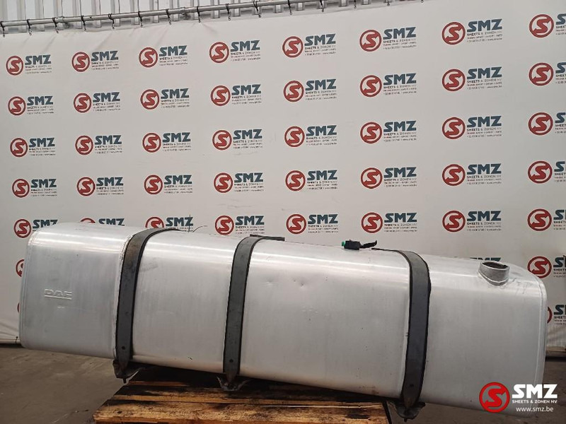 DAF Occ brandstoftank met steunen 850L DAF - Топливный бак для Грузовиков: фото 1 DAF Occ brandstoftank met steunen 850L DAF - Топливный бак для Грузовиков: фото 1