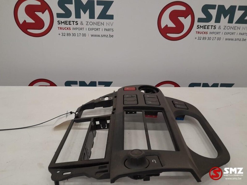 DAF Occ dashbord DAF XF 1951837 - Кабина и интерьер для Грузовиков: фото 4 DAF Occ dashbord DAF XF 1951837 - Кабина и интерьер для Грузовиков: фото 4