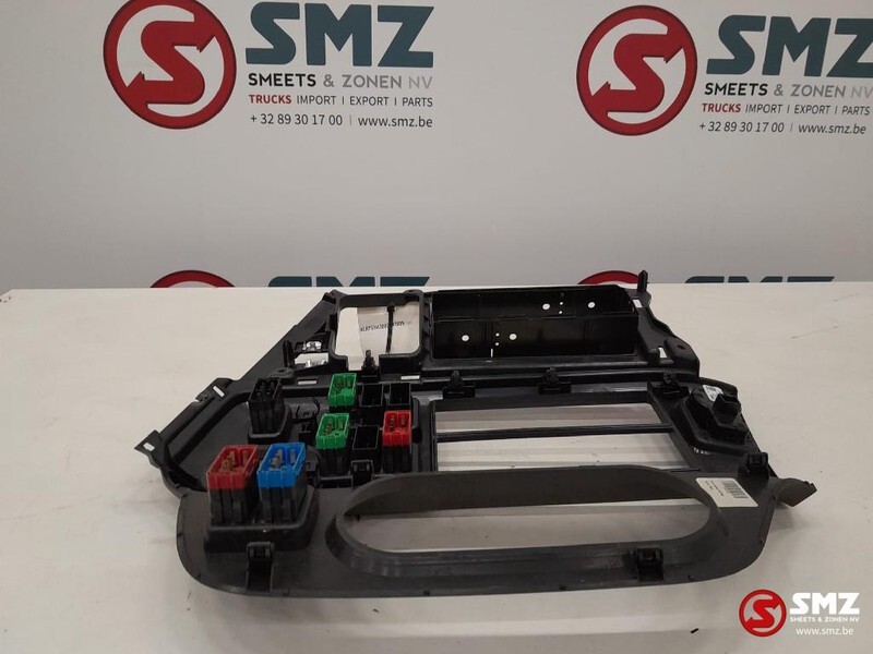 DAF Occ dashbord DAF XF 1951837 - Кабина и интерьер для Грузовиков: фото 5 DAF Occ dashbord DAF XF 1951837 - Кабина и интерьер для Грузовиков: фото 5