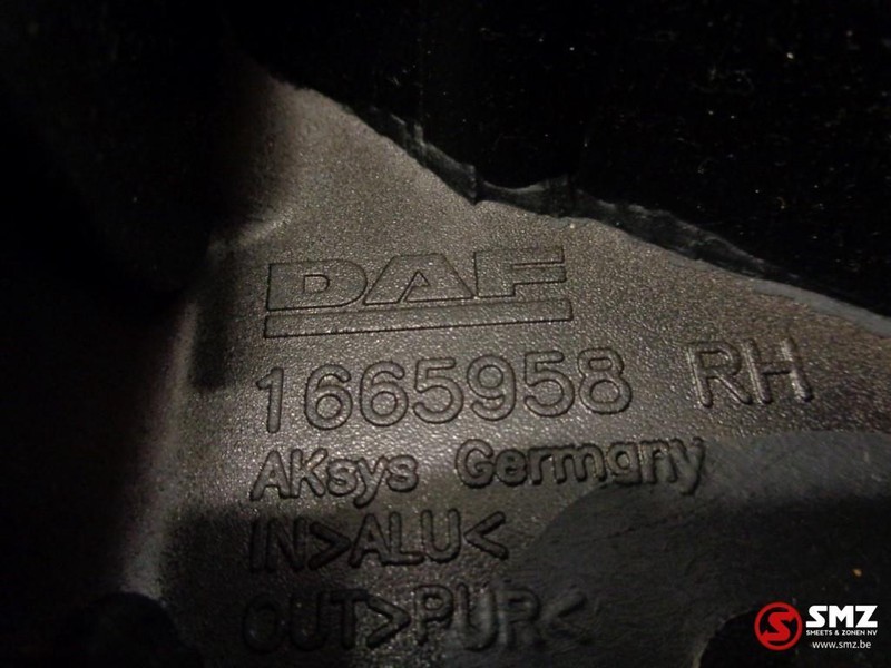 DAF Occ deurgrip daf xf105 - Дверь и запчасти для Грузовиков: фото 2 DAF Occ deurgrip daf xf105 - Дверь и запчасти для Грузовиков: фото 2