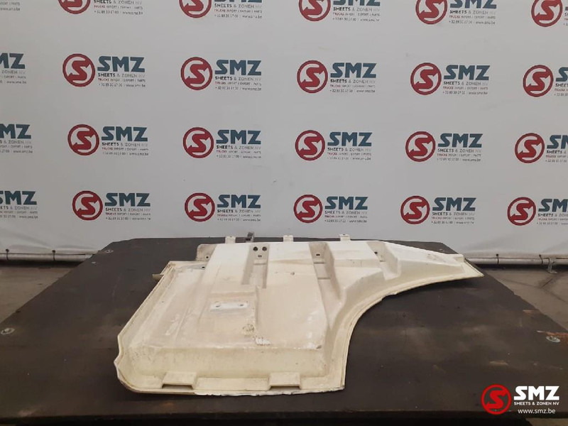 DAF Occ deurverlenging rechts DAF - Дверь и запчасти для Грузовиков: фото 2 DAF Occ deurverlenging rechts DAF - Дверь и запчасти для Грузовиков: фото 2