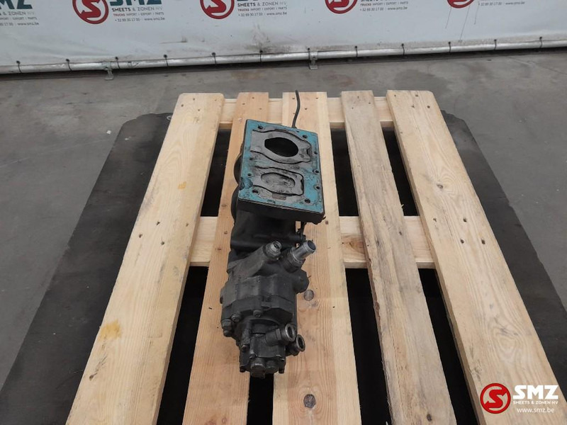 DAF Occ luchtcompressor + sturrbekrachtigingspomp DAF - Двигатель и запчасти для Грузовиков: фото 3 DAF Occ luchtcompressor + sturrbekrachtigingspomp DAF - Двигатель и запчасти для Грузовиков: фото 3