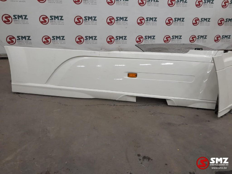 DAF Occ set side skirts L/R DAF - Рама/ Шасси для Грузовиков: фото 2 DAF Occ set side skirts L/R DAF - Рама/ Шасси для Грузовиков: фото 2