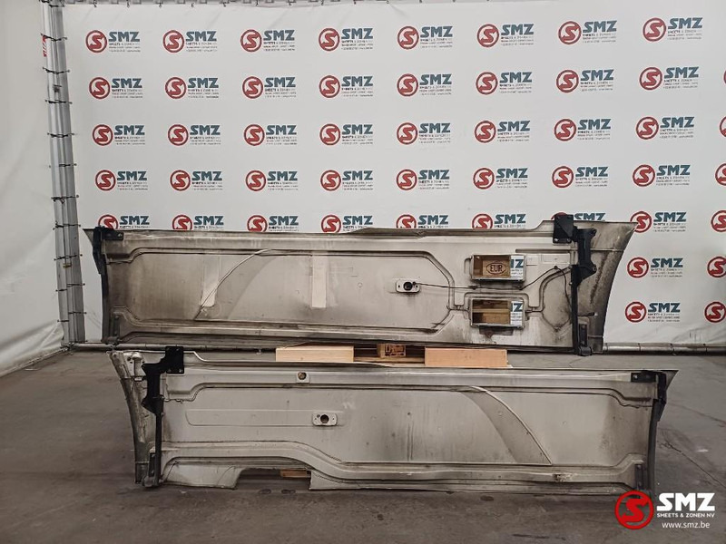 DAF Occ set side skirts L/R DAF - Рама/ Шасси для Грузовиков: фото 2 DAF Occ set side skirts L/R DAF - Рама/ Шасси для Грузовиков: фото 2