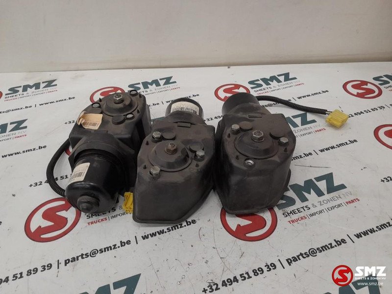 DAF Set van 3 ruitenwissermotors DAF - Щетка стеклоочистителя для Грузовиков: фото 1 DAF Set van 3 ruitenwissermotors DAF - Щетка стеклоочистителя для Грузовиков: фото 1