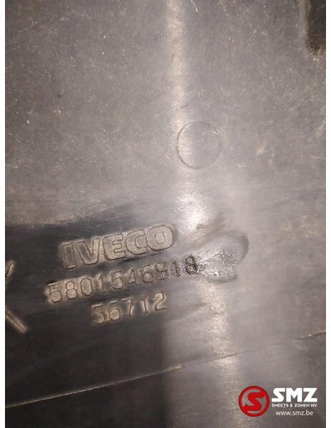 Iveco Occ windgeleider rechts Iveco - Кабина и интерьер для Грузовиков: фото 3 Iveco Occ windgeleider rechts Iveco - Кабина и интерьер для Грузовиков: фото 3