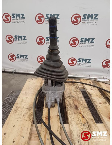 MAN Occ versnellingspookmechanisme met kabel MAN - Сцепление и запчасти для Грузовиков: фото 4 MAN Occ versnellingspookmechanisme met kabel MAN - Сцепление и запчасти для Грузовиков: фото 4