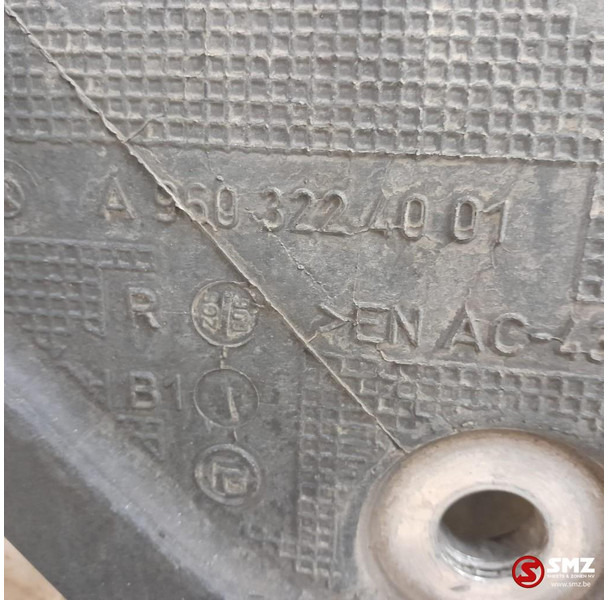 Mercedes-Benz Occ bladveerbeugel vooras rechts Mercedes - Рама/ Шасси для Грузовиков: фото 5 Mercedes-Benz Occ bladveerbeugel vooras rechts Mercedes - Рама/ Шасси для Грузовиков: фото 5