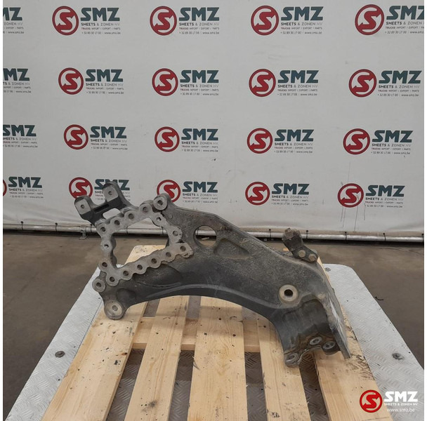 Mercedes-Benz Occ bladveerbeugel vooras rechts Mercedes - Рама/ Шасси для Грузовиков: фото 2 Mercedes-Benz Occ bladveerbeugel vooras rechts Mercedes - Рама/ Шасси для Грузовиков: фото 2