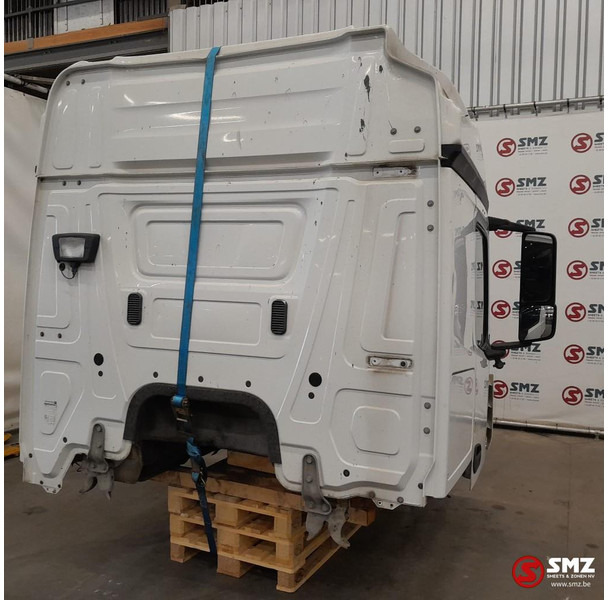 Кабина и интерьер для Грузовиков Mercedes-Benz Occ cabine RHD Mercedes: фото 7