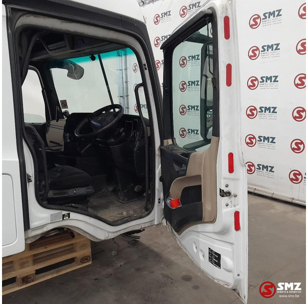 Кабина и интерьер для Грузовиков Mercedes-Benz Occ cabine RHD Mercedes: фото 12