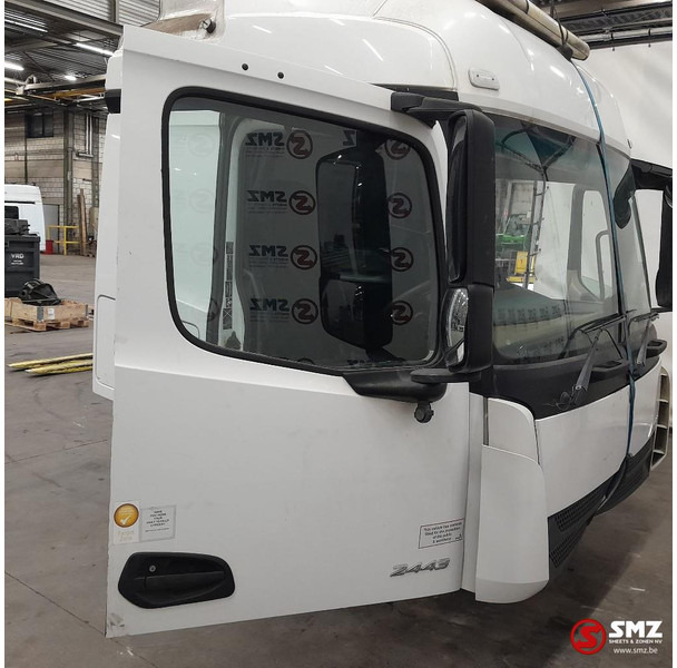 Кабина и интерьер для Грузовиков Mercedes-Benz Occ cabine RHD Mercedes: фото 11