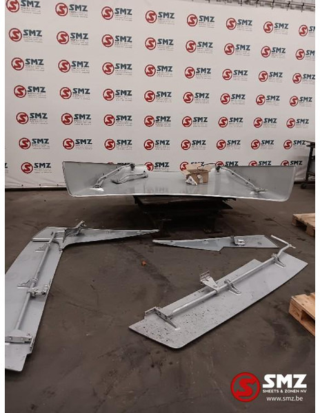 Mercedes-Benz Occ cabinespoilerset Mercedes - Аэродинамика/ Спойлеры для Грузовиков: фото 2 Mercedes-Benz Occ cabinespoilerset Mercedes - Аэродинамика/ Спойлеры для Грузовиков: фото 2