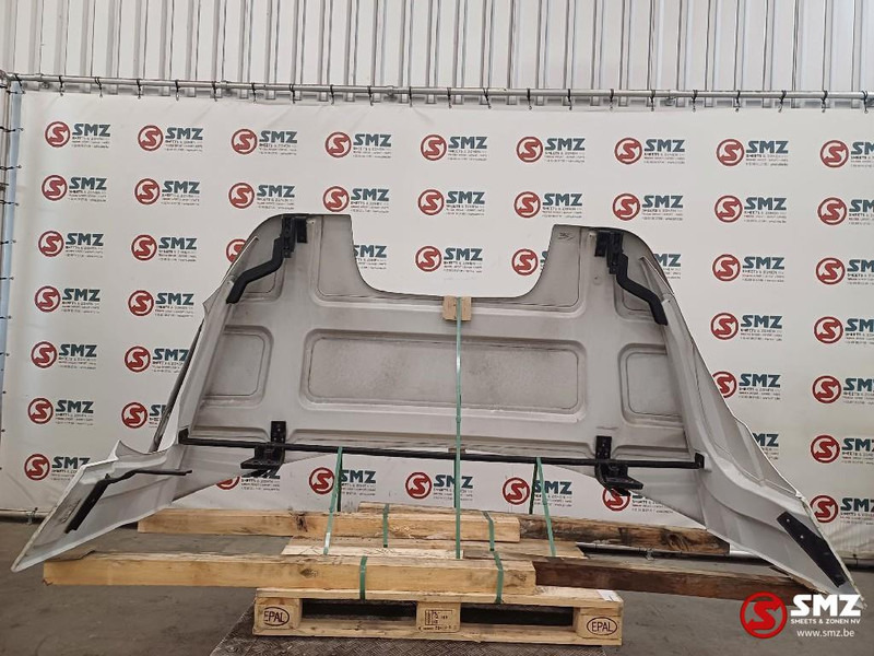 Mercedes-Benz Occ dakspoiler + spoilers boven links + rechts Mer - Аэродинамика/ Спойлеры для Грузовиков: фото 2 Mercedes-Benz Occ dakspoiler + spoilers boven links + rechts Mer - Аэродинамика/ Спойлеры для Грузовиков: фото 2