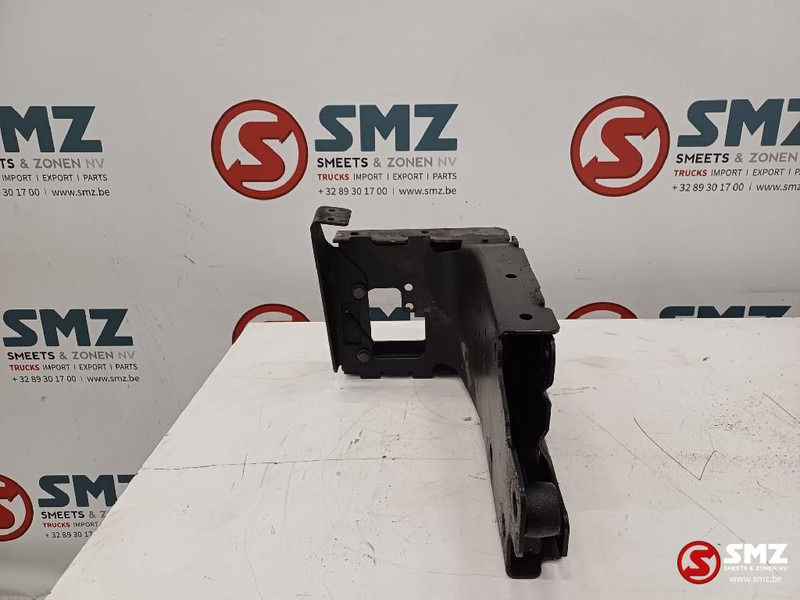 Mercedes-Benz Occ opstapsteun links Mercedes - Кабина и интерьер для Грузовиков: фото 4 Mercedes-Benz Occ opstapsteun links Mercedes - Кабина и интерьер для Грузовиков: фото 4