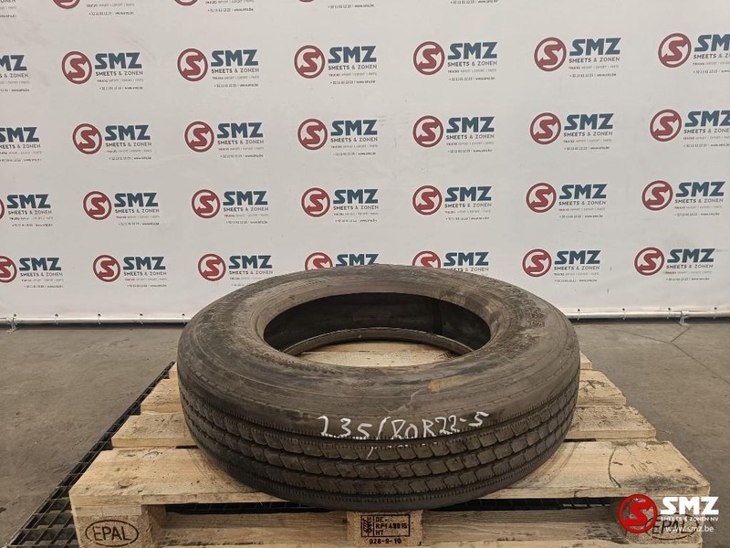Michelin Occ Band 235/80R22.5 Michelin - Шина для Грузовиков: фото 1 Michelin Occ Band 235/80R22.5 Michelin - Шина для Грузовиков: фото 1