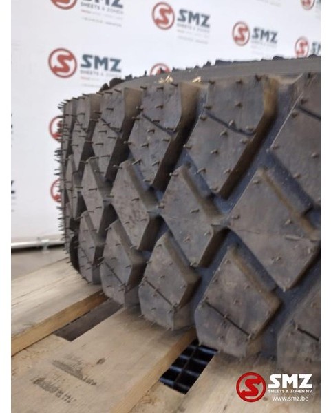 Michelin Occ Band 295/80R22.5 Michelin - Шина для Грузовиков: фото 1 Michelin Occ Band 295/80R22.5 Michelin - Шина для Грузовиков: фото 1