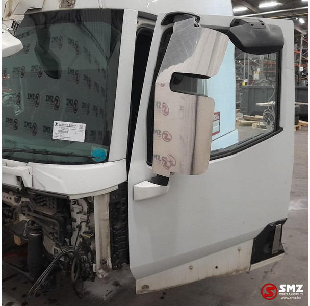 Renault Occ cabine RHD Renault T - Кабина и интерьер для Грузовиков: фото 3 Renault Occ cabine RHD Renault T - Кабина и интерьер для Грузовиков: фото 3