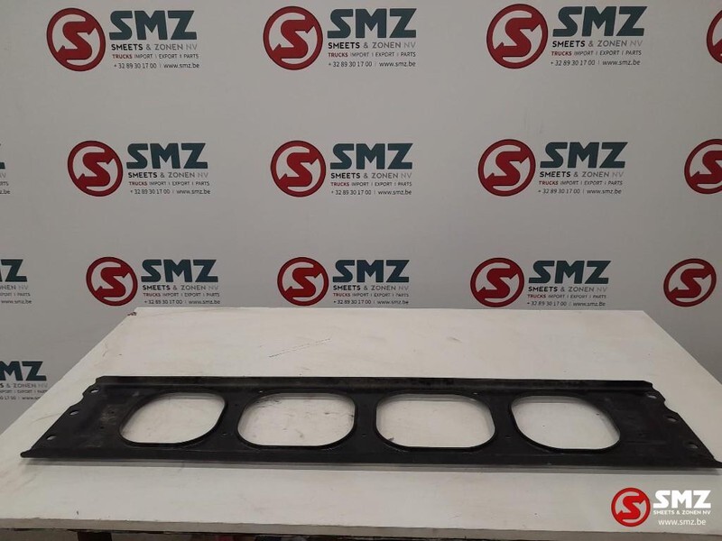 Renault Occ dwarsbalk chassis Renault T 7421825519 - Рама/ Шасси для Грузовиков: фото 2 Renault Occ dwarsbalk chassis Renault T 7421825519 - Рама/ Шасси для Грузовиков: фото 2