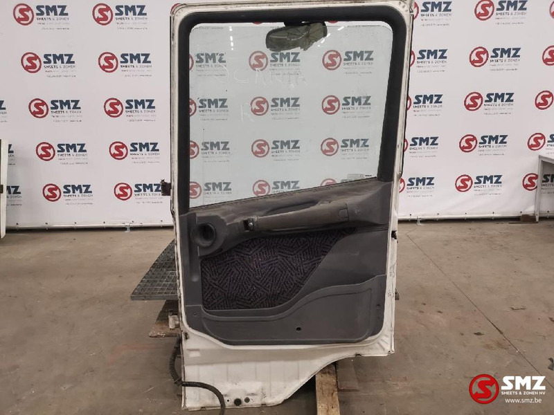 Scania Occ Deur rechts SCANIA 4-series 94/114/124/144/164 - Дверь и запчасти для Грузовиков: фото 2 Scania Occ Deur rechts SCANIA 4-series 94/114/124/144/164 - Дверь и запчасти для Грузовиков: фото 2