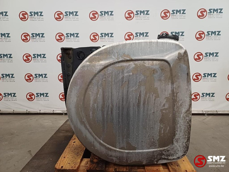 Volvo Occ brandstoftank 450L + steunen Volvo - Топливный бак для Грузовиков: фото 4 Volvo Occ brandstoftank 450L + steunen Volvo - Топливный бак для Грузовиков: фото 4