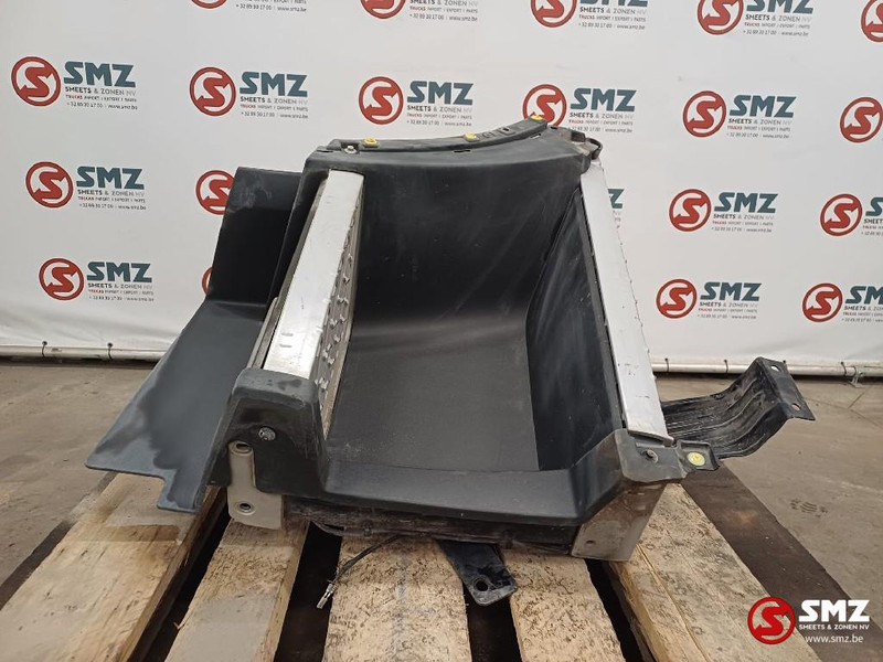 Volvo Occ opstapbak rechts Volvo - Кабина и интерьер для Грузовиков: фото 2 Volvo Occ opstapbak rechts Volvo - Кабина и интерьер для Грузовиков: фото 2