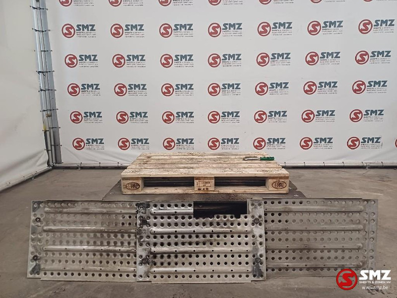 Volvo Occ set van 3 bordesplaten Volvo - Рама/ Шасси для Грузовиков: фото 2 Volvo Occ set van 3 bordesplaten Volvo - Рама/ Шасси для Грузовиков: фото 2