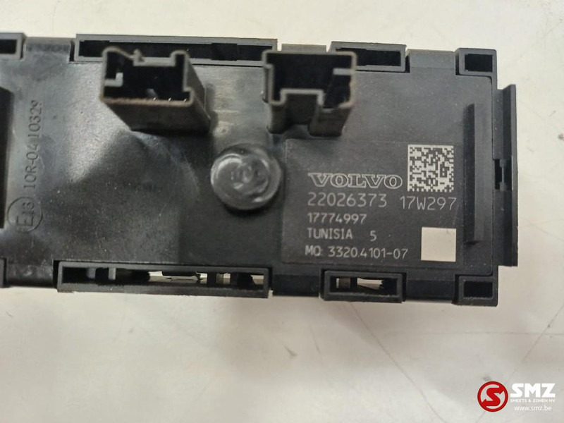 Volvo Occ set van 3 dashbordpanelen Volvo - Электрическая система для Грузовиков: фото 5 Volvo Occ set van 3 dashbordpanelen Volvo - Электрическая система для Грузовиков: фото 5
