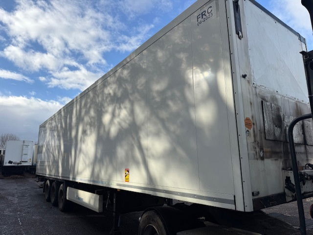 Krone Laadklep APK - Полуприцеп-фургон: фото 4 Krone Laadklep APK - Полуприцеп-фургон: фото 4