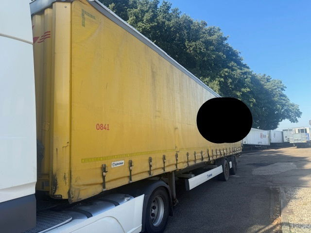 Krone Stuuras liftas laadklep - Тентованный полуприцеп: фото 1 Krone Stuuras liftas laadklep - Тентованный полуприцеп: фото 1