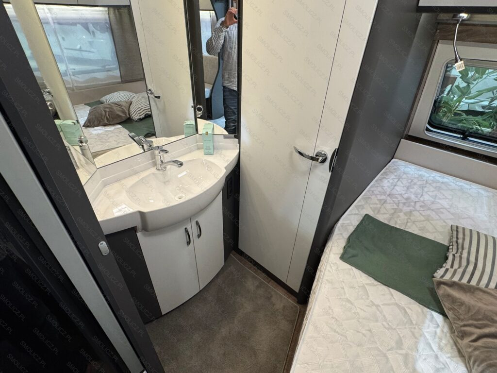 EXCELLENT EDITION 460 UFe - Прицеп дача: фото 4 EXCELLENT EDITION 460 UFe - Прицеп дача: фото 4