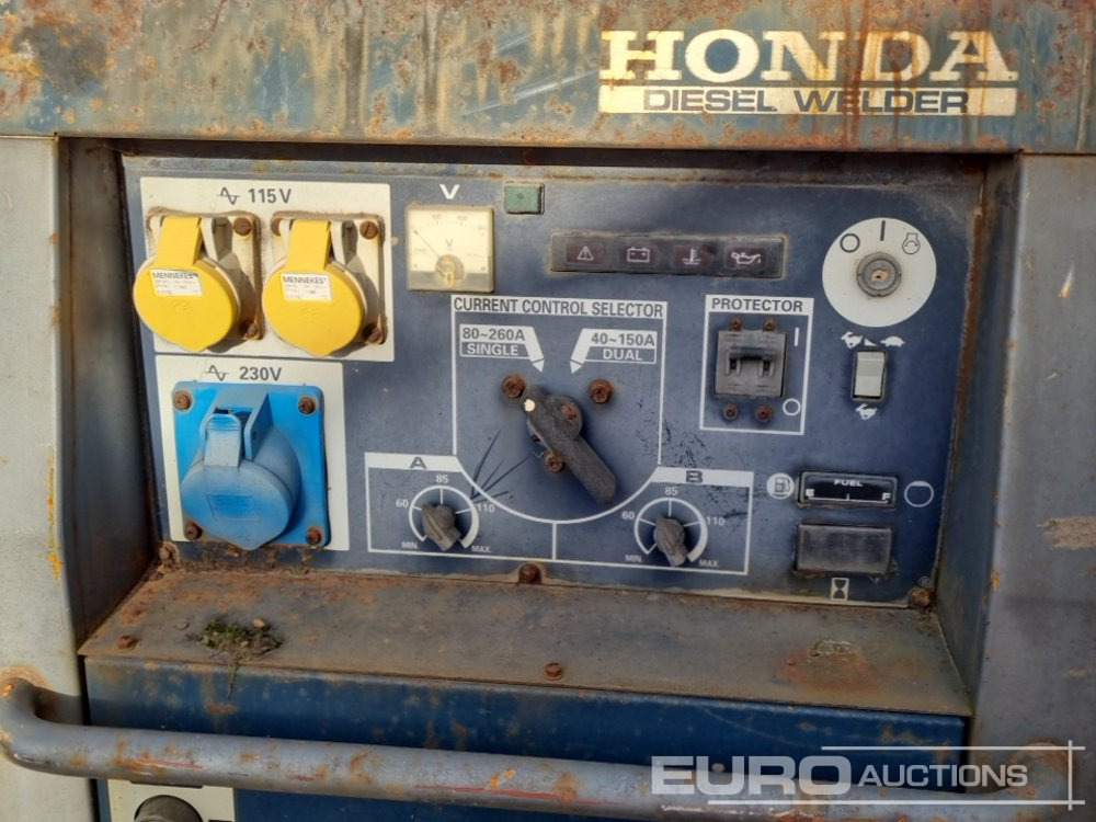 Электрогенератор 110Volt Generator/Welder, 3 Cylinder Engine (2 of), 230Volt Generator/Welder, Engine: фото 24