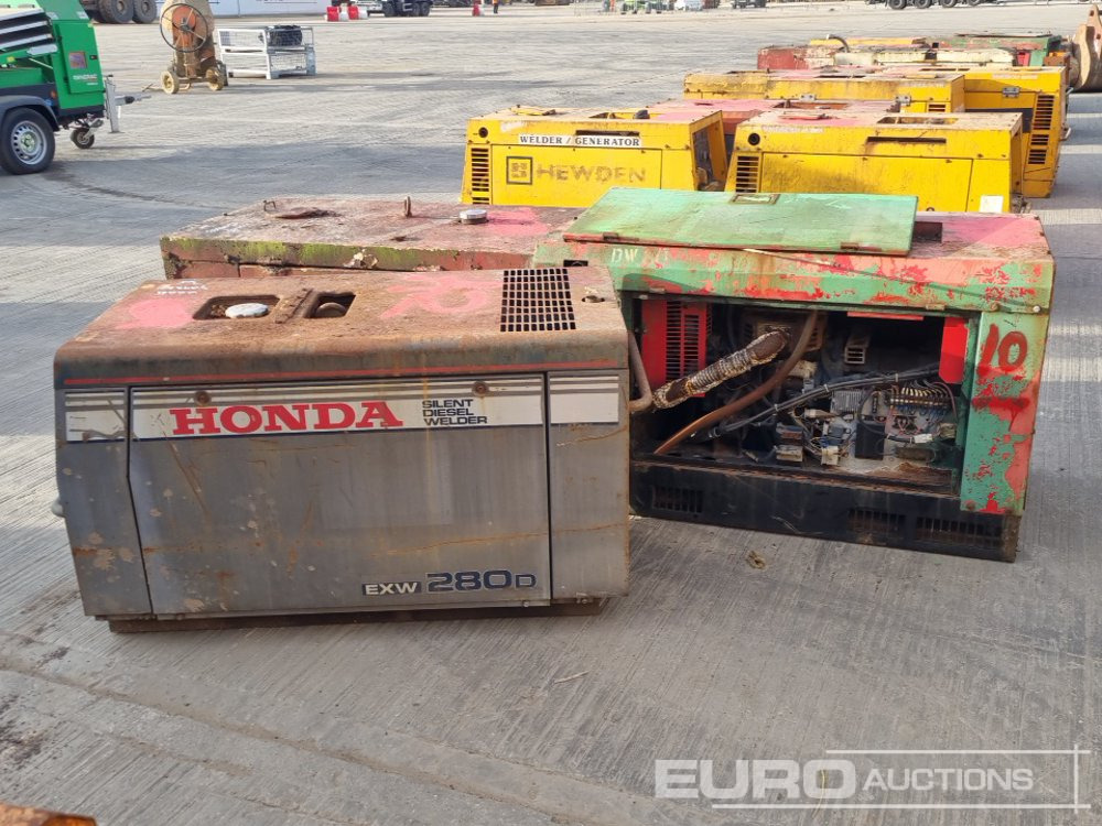 Электрогенератор 110Volt Generator/Welder, 3 Cylinder Engine (2 of), 230Volt Generator/Welder, Engine: фото 6