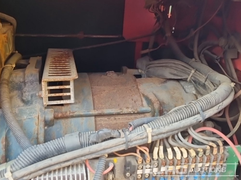 Электрогенератор 110Volt Generator/Welder, 3 Cylinder Engine (2 of), 230Volt Generator/Welder, Engine: фото 16